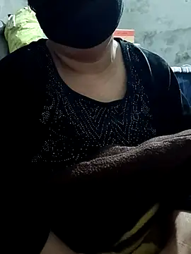 Snapshot of sharnjit299 chatting on December 3, 2025, 5:00 pm sharnjit299 online show from December 3, 2025, 5:00 pm