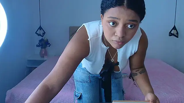 Natasha rose   online show from February 11, 2026, 7:52 pm