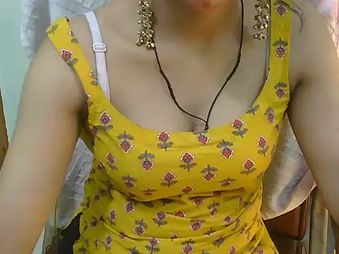 Cute Pihu01 online show from July 29, 2026, 6:28 pm