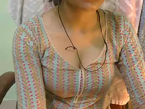 Cute Pihu01 online show from August 5, 2026, 7:28 pm