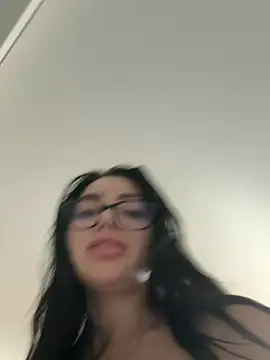 Snapshot of Mia_Splash chatting on June 27, 2026, 2:12 pm Mia Splash online show from June 27, 2026, 2:12 pm