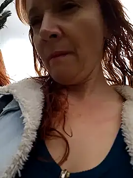 Snapshot of chanel-2025 chatting on September 24, 2025, 7:28 pm chanel-2025 online show from September 24, 2025, 7:28 pm