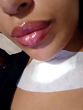 Sexlove1xo online show from October 25, 2025, 12:29 am