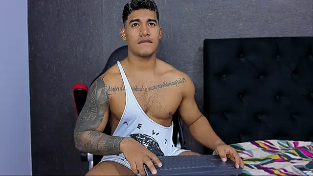 Snapshot of luigi_hot_ chatting on February 26, 2025, 3:42 am luigi hot online show from February 26, 2025, 3:42 am