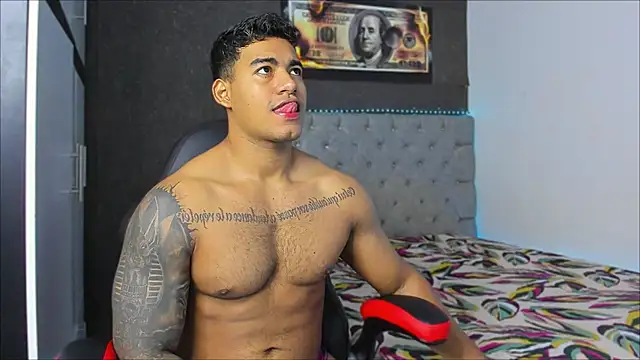 Snapshot of luigi_hot_ chatting on November 29, 2025, 12:30 pm luigi hot online show from November 29, 2025, 12:30 pm