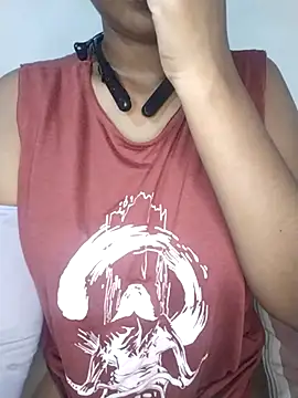 Snapshot of Ashugril_hot chatting on October 12, 2025, 5:01 pm Ashugril hot online show from October 12, 2025, 5:01 pm