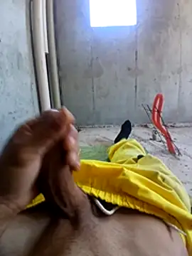 Snapshot of 39januario chatting on January 6, 2026, 3:05 pm 39januario online show from January 6, 2026, 3:05 pm