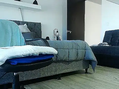 SAMJACBO28 online show from March 20, 2026, 12:43 pm