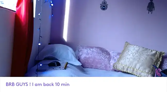 Snapshot of Maddy_Jhonsson chatting on February 28, 2025, 12:09 pm Maddy Jhonsson online show from February 28, 2025, 12:09 pm