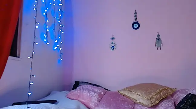 Snapshot of Maddy_Jhonsson chatting on March 11, 2025, 11:59 pm Maddy Jhonsson online show from March 11, 2025, 11:59 pm