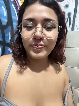 Snapshot of Maddy_Jhonsson chatting on September 30, 2025, 2:16 am Maddy Jhonsson online show from September 30, 2025, 2:16 am