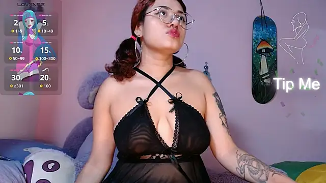 Snapshot of Maddy_Jhonsson chatting on September 30, 2025, 11:10 pm Maddy Jhonsson online show from September 30, 2025, 11:10 pm