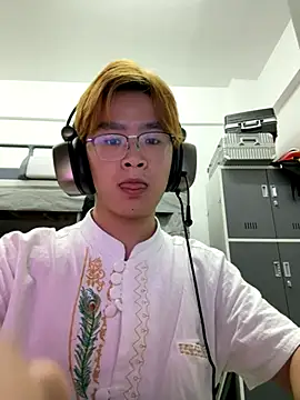 Snapshot of Anson0722 chatting on September 25, 2025, 1:04 pm Anson0722 online show from September 25, 2025, 1:04 pm