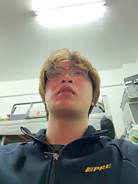 Snapshot of Anson0722 chatting on November 30, 2025, 3:05 pm Anson0722 online show from November 30, 2025, 3:05 pm