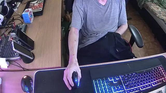 Snapshot of DerGeileLoveboy chatting on September 29, 2025, 6:29 am DerGeileLoveboy online show from September 29, 2025, 6:29 am