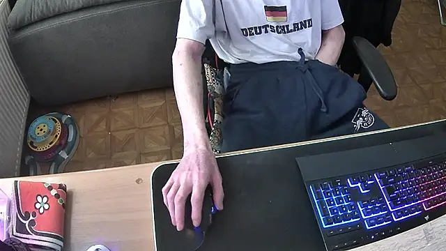 Snapshot of DerGeileLoveboy chatting on October 30, 2025, 11:55 am DerGeileLoveboy online show from October 30, 2025, 11:55 am