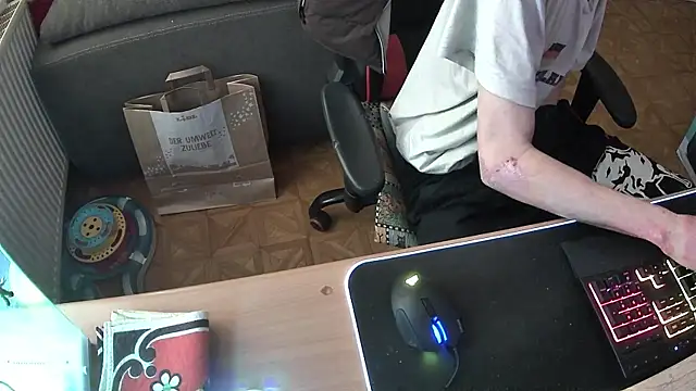 Snapshot of DerGeileLoveboy chatting on November 11, 2025, 11:54 am DerGeileLoveboy online show from November 11, 2025, 11:54 am