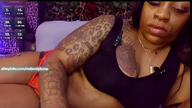 Snapshot of MsBootyBoop chatting on May 10, 2026, 10:37 pm MsBootyBoop online show from May 10, 2026, 10:37 pm