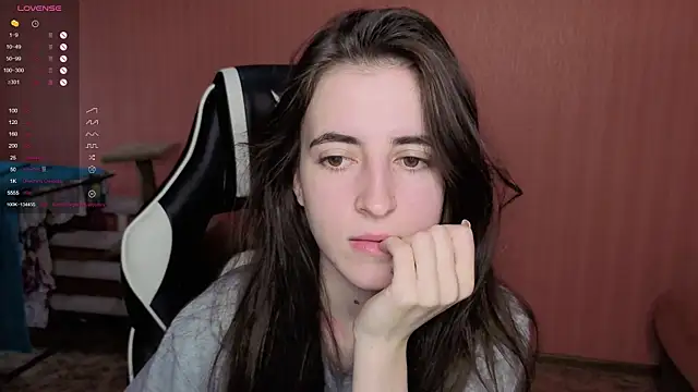 Snapshot of reaiss chatting on December 2, 2025, 4:07 am reaiss online show from December 2, 2025, 4:07 am