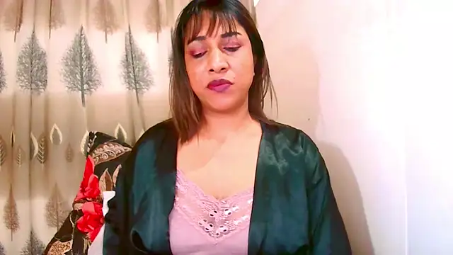 Snapshot of Indian_Erotic69 chatting on June 29, 2026, 5:14 am Indian Erotic69 online show from June 29, 2026, 5:14 am