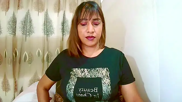 Snapshot of Indian_Erotic69 chatting on July 8, 2026, 4:50 am Indian Erotic69 online show from July 8, 2026, 4:50 am