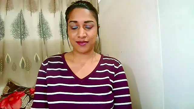 Snapshot of Indian_Erotic69 chatting on July 20, 2026, 5:11 am Indian Erotic69 online show from July 20, 2026, 5:11 am