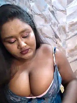 horny diana online show from April 4, 2026, 5:32 pm