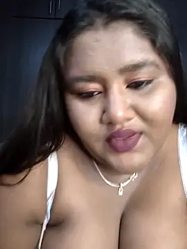 horny diana online show from June 20, 2026, 5:05 pm