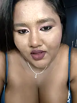 horny diana online show from June 22, 2026, 5:54 pm