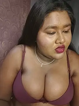 horny diana online show from July 4, 2026, 5:41 pm