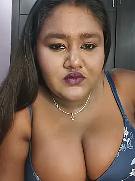 horny diana online show from July 12, 2026, 5:37 pm