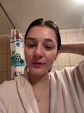 Snapshot of brinkangelikaa chatting on February 26, 2025, 10:04 am brinkangelikaa online show from February 26, 2025, 10:04 am