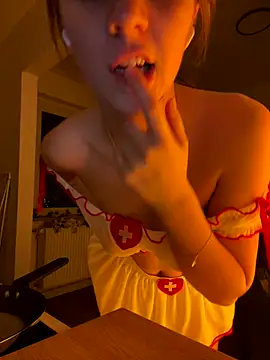 Snapshot of brinkangelikaa chatting on December 13, 2025, 8:47 pm brinkangelikaa online show from December 13, 2025, 8:47 pm