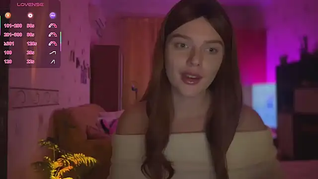 Snapshot of CherryRed_Girl chatting on November 4, 2025, 10:20 pm CherryRed Girl online show from November 4, 2025, 10:20 pm