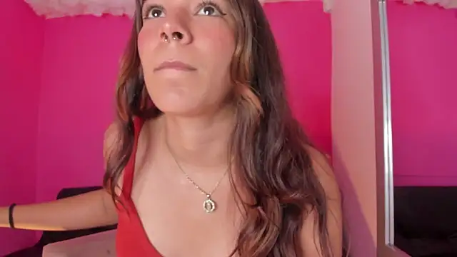 Snapshot of violett_24_ chatting on March 19, 2025, 7:06 pm violett 24 online show from March 19, 2025, 7:06 pm