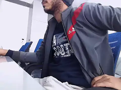 rahulkajuuu0909 online show from January 13, 2026, 7:24 am