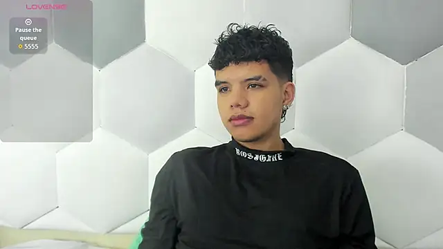 Snapshot of Axel_Forte chatting on September 19, 2025, 12:50 pm Axel Forte online show from September 19, 2025, 12:50 pm