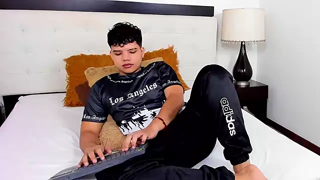 Axel Forte online show from May 14, 2026, 1:40 pm