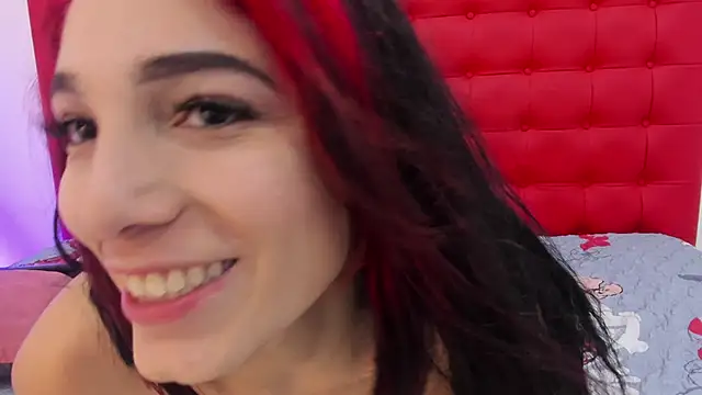 Snapshot of Maite_Smith_ chatting on February 26, 2025, 3:19 pm Maite Smith online show from February 26, 2025, 3:19 pm