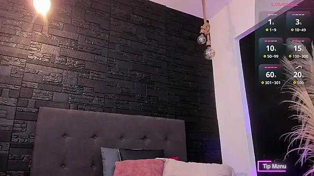 Snapshot of Maite_Smith_ chatting on November 14, 2025, 4:22 am Maite Smith online show from November 14, 2025, 4:22 am