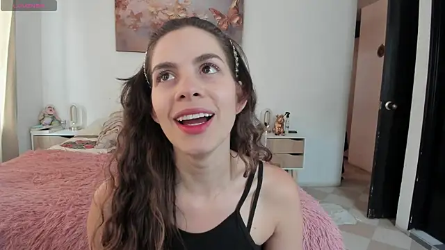 Snapshot of jessyegoldenn chatting on March 13, 2025, 9:26 pm jessyegoldenn online show from March 13, 2025, 9:26 pm