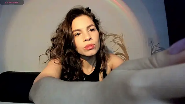 jessyegoldenn online show from June 18, 2026, 12:55 am