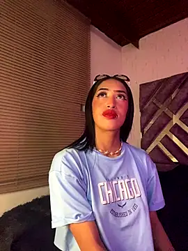 MichelleDiaz Pink online show from September 28, 2025, 11:32 pm