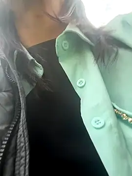 MichelleDiaz Pink online show from November 18, 2025, 8:57 pm