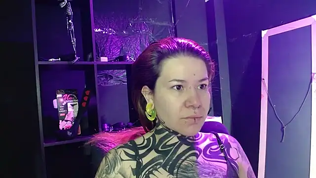 Snapshot of Pandora_9666 chatting on October 13, 2025, 1:44 pm Pandora 9666 online show from October 13, 2025, 1:44 pm