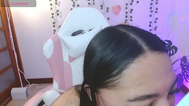 Snapshot of hellokitty__valery chatting on June 13, 2026, 3:37 am hellokitty valery online show from June 13, 2026, 3:37 am