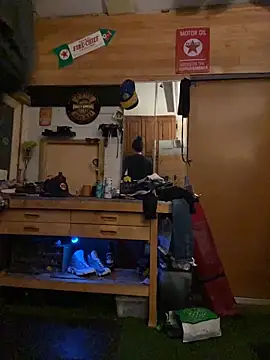 Snapshot of Polaroid_White chatting on November 2, 2025, 10:28 am Polaroid White online show from November 2, 2025, 10:28 am