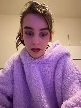 Snapshot of Mazzekyn chatting on February 22, 2025, 11:57 pm Mazzekyn online show from February 22, 2025, 11:57 pm