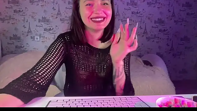 Snapshot of Just_Scarlet_ chatting on September 22, 2025, 11:23 am Just Scarlet online show from September 22, 2025, 11:23 am