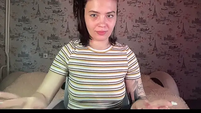 Snapshot of Just_Scarlet_ chatting on September 23, 2025, 10:51 am Just Scarlet online show from September 23, 2025, 10:51 am